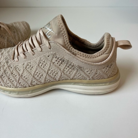 APL TechLoom Phantom Sneaker. Very Good Condition. - Picture 4 of 7